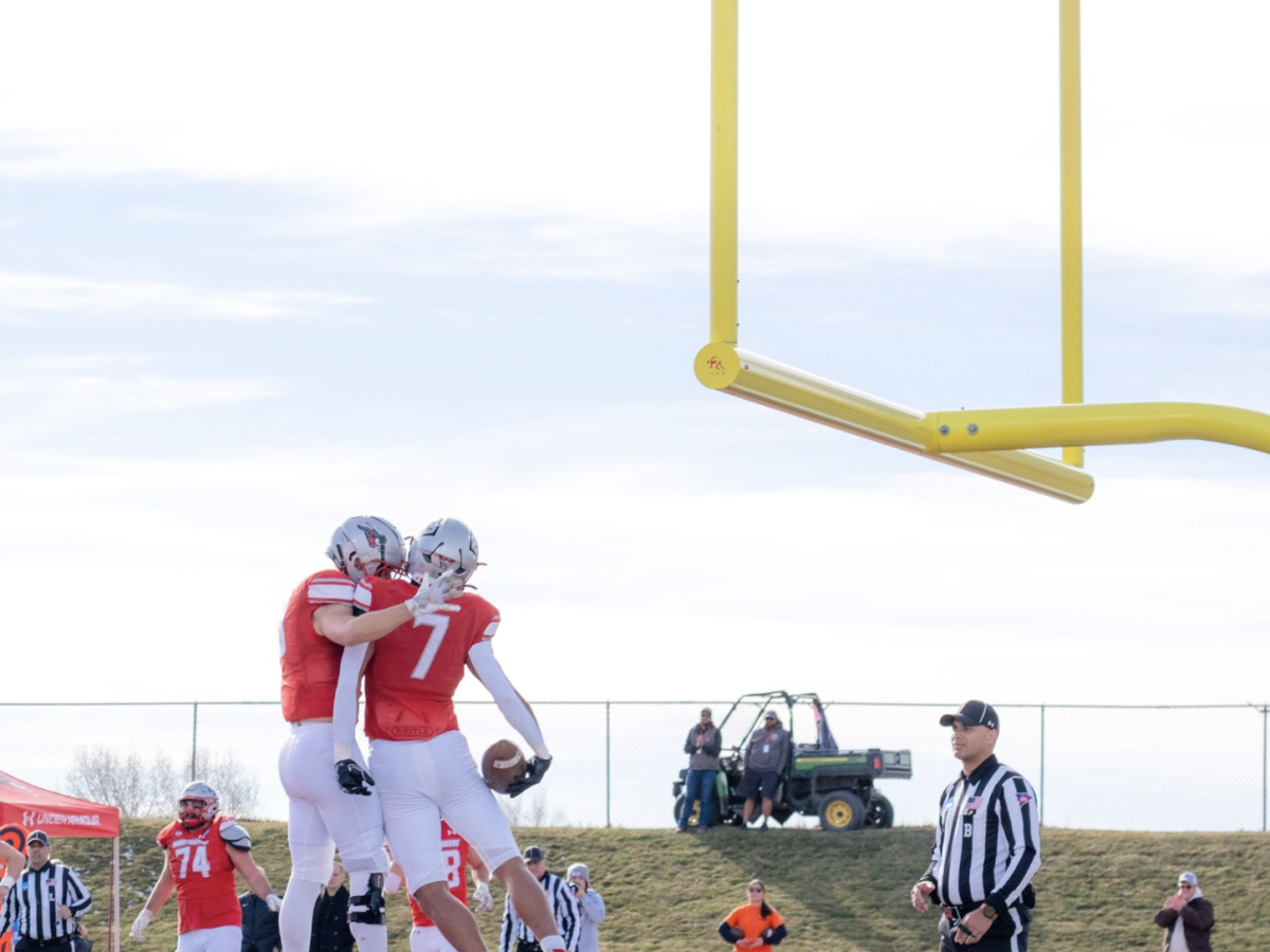 Mountaineers Advance with 28-21 Win, face Bemidji State